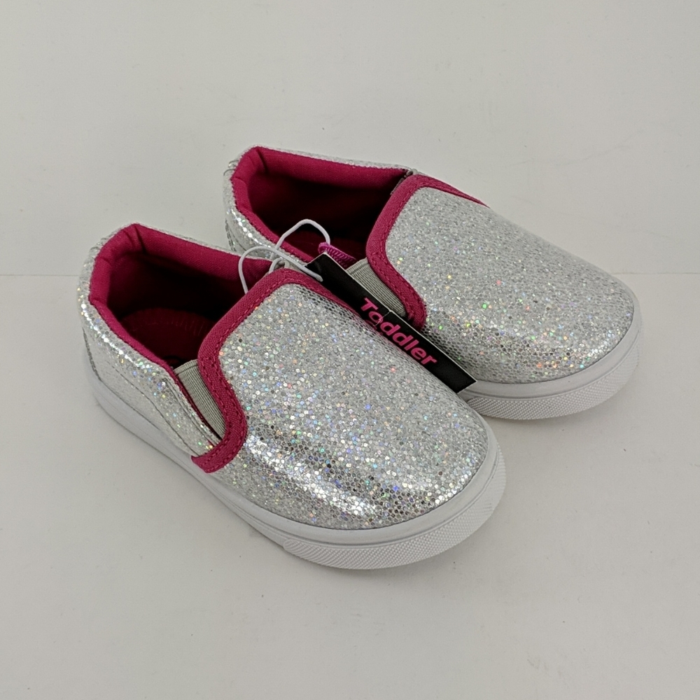 Swiggles Vinyl Silver Metallic Slip-ons sz 6 NWT